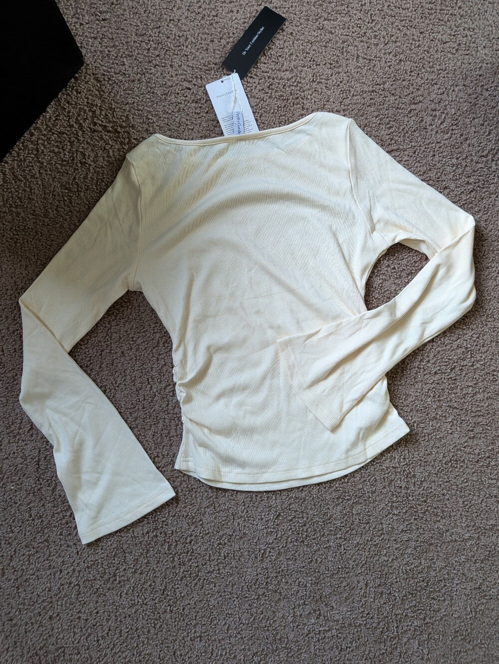 NWT PrettyGarden Cream Ribbed Ruched Tee - Picture 3 of 5